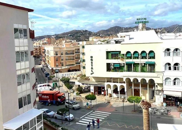 Renovated With Communal Pool & Close To * Nerja