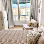 Apartment Renovated With Communal Pool & Close To Nerja