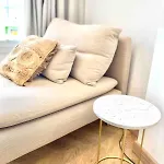 Renovated With Communal Pool & Close To Apartment *