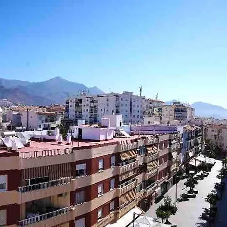 Renovated With Communal Pool & Close To Apartmán *